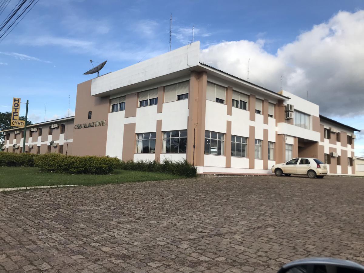 Cyro Hotel Cacapava do Sul エクステリア 写真